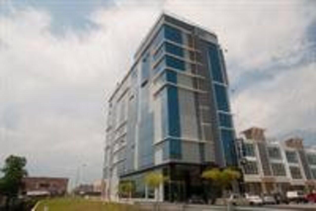 Pariss Hotel Джохор Бахру Екстериор снимка