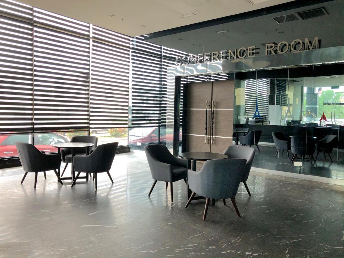 Pariss Hotel Джохор Бахру Екстериор снимка